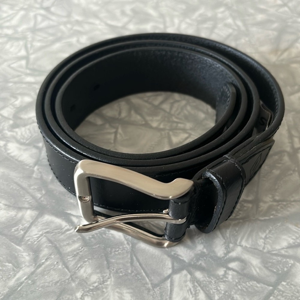 Men’s Fossil Genuine Leather Black Belt Sz 40